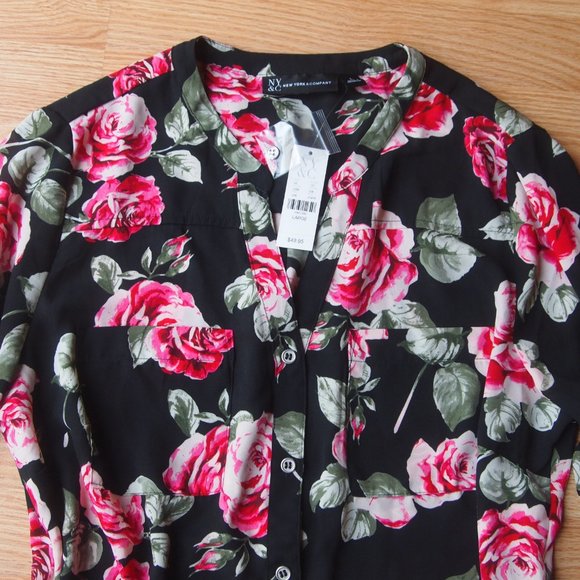New York & CO Flowered Blouse - Picture 5 of 5